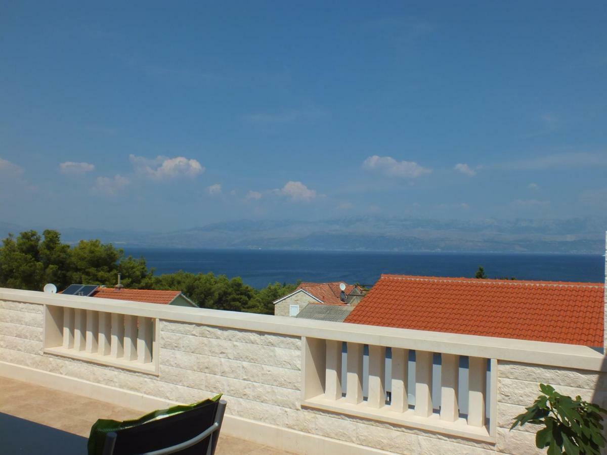 Apartments Marko Sutivan Insel Brac Esterno foto
