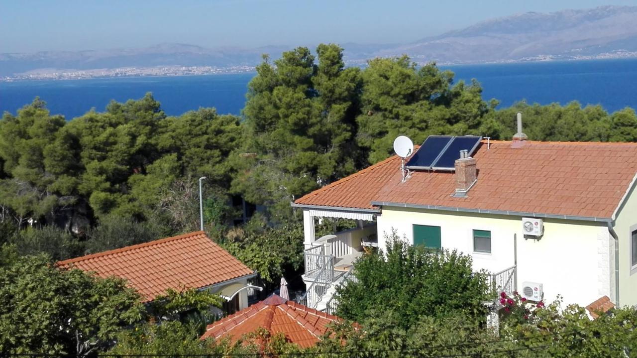 Apartments Marko Sutivan Insel Brac Esterno foto